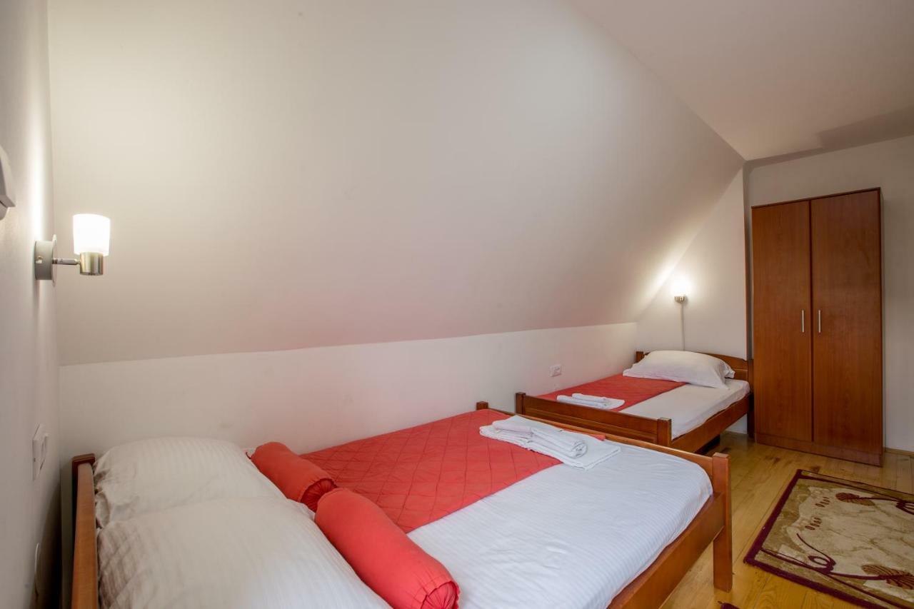 Guest House Sky Blue Žabljak Kültér fotó